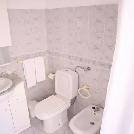 Private Nyaraló Salema