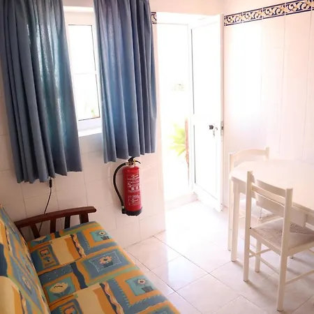 Private Nyaraló Salema